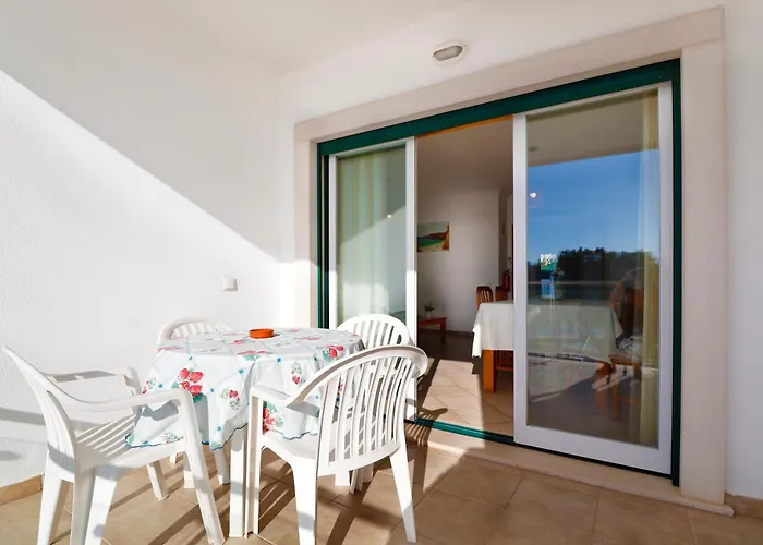 Apartamento Baleeira Sol *